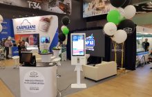 TouchPlat продемонстрировала автомат по продаже билетов на «Кино Экспо»