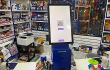 Касса самообслуживания заработала в магазине канцтоваров